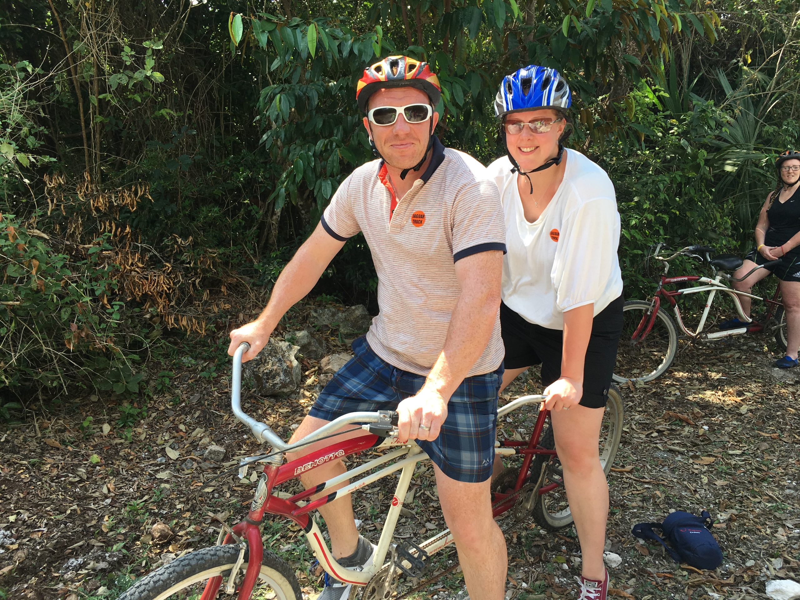 Si and Kim on a bike ride